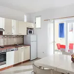Bella * Podgora (Split-Dalmatia)