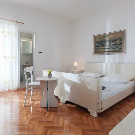Bella Apartment *